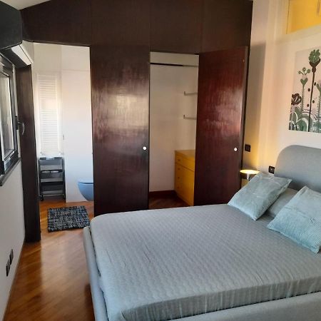 Апартаменты Bilocale Vista Mare Con Terrazzo-Porto Antico- Parcheggio Scontato Генуя Экстерьер фото