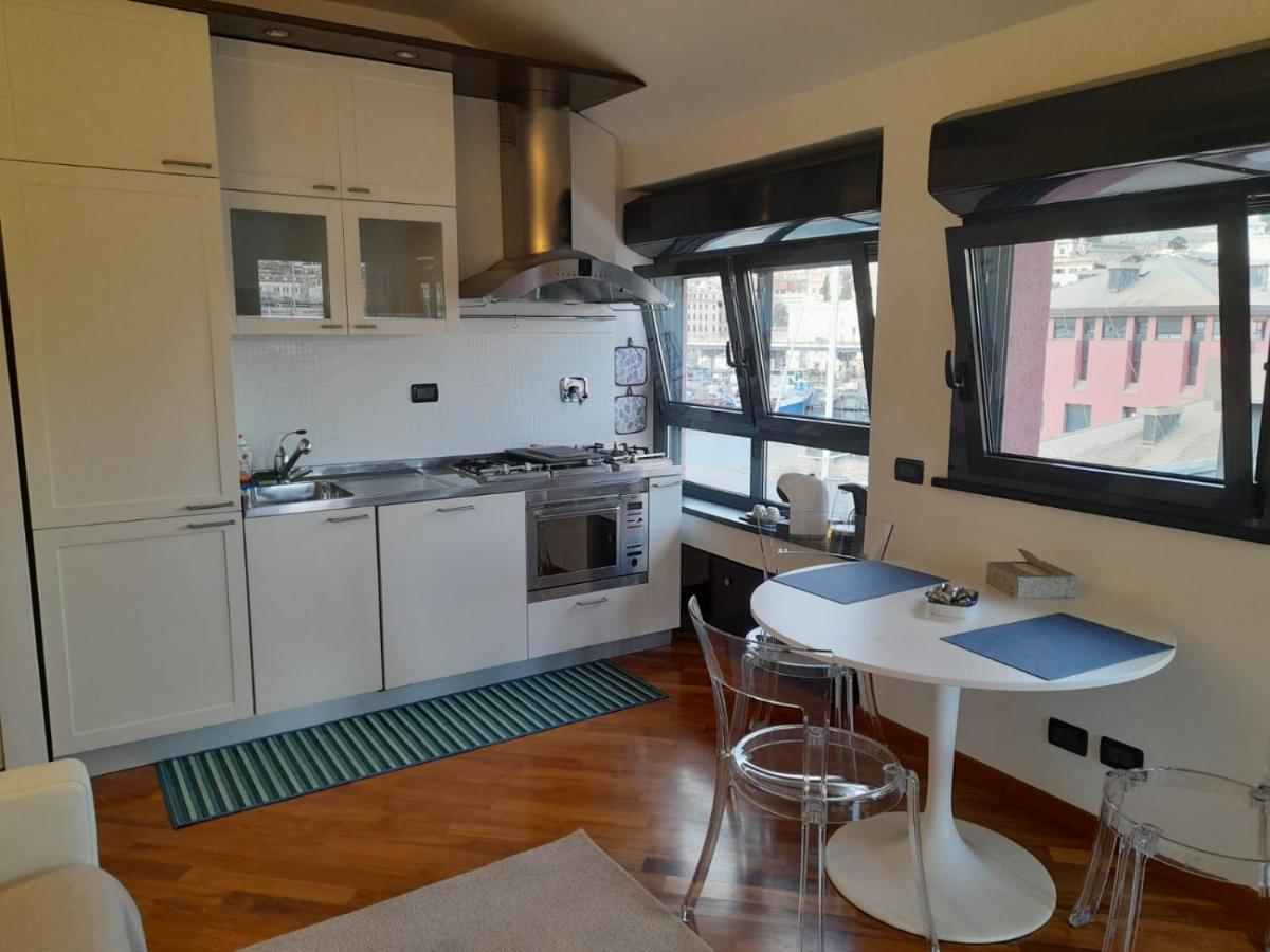 Апартаменты Bilocale Vista Mare Con Terrazzo-Porto Antico- Parcheggio Scontato Генуя Экстерьер фото