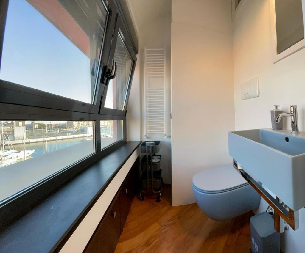 Апартаменты Bilocale Vista Mare Con Terrazzo-Porto Antico- Parcheggio Scontato Генуя Экстерьер фото