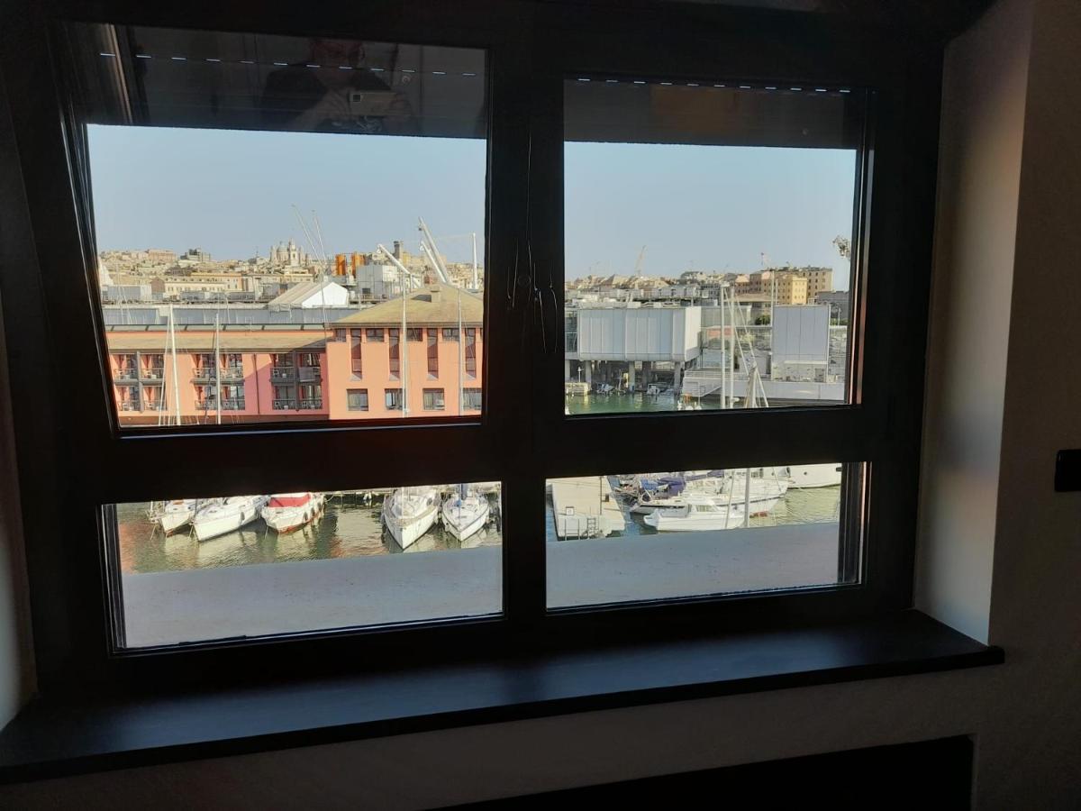 Апартаменты Bilocale Vista Mare Con Terrazzo-Porto Antico- Parcheggio Scontato Генуя Экстерьер фото